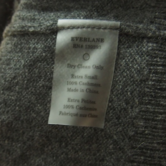 NWOT Everlane The Men's Cashmere V-Neck - Picture 7 of 7